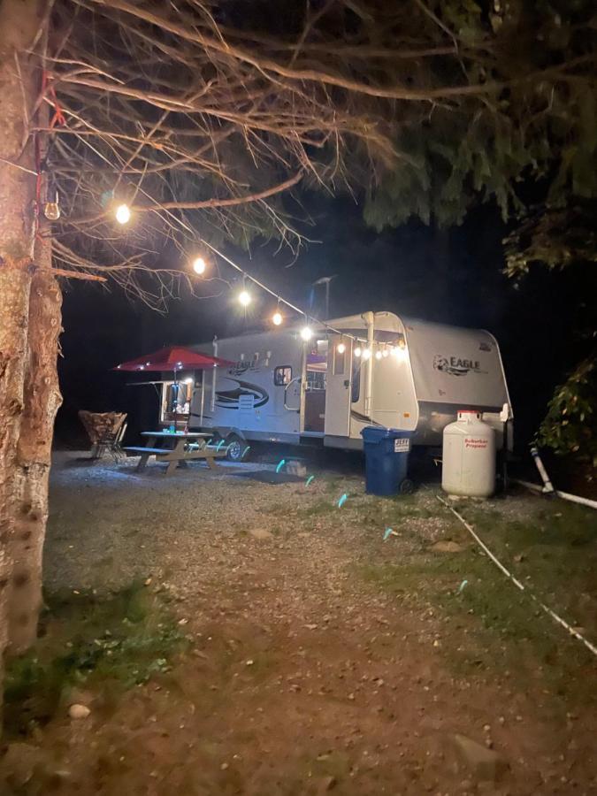 Rv Adventure Roscoe Pet Friendly Hotel Екстериор снимка